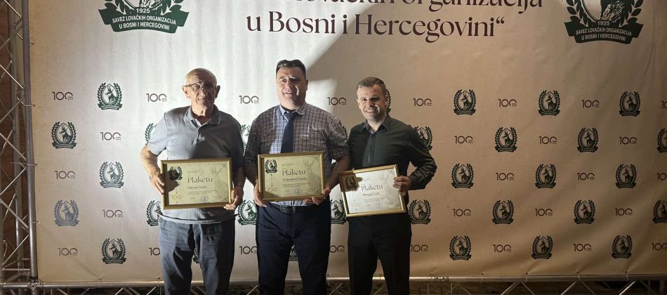 ULD “Srndać 1920”, predsjednik Dževahid Dedić te počasni članovi Ćurt i Dlakić, odlikovani povodom 100 godina Saveza lovačkih udruženja u BiH